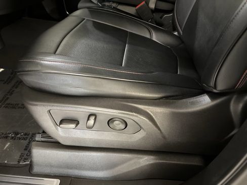 Used 2023 GMC Sierra 1500 Elevation image 16