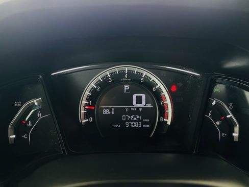 Used 2018 Honda Civic LX image 40