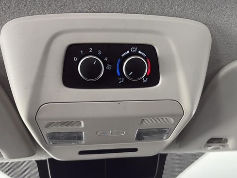 Used 2023 Ford Transit 350 XLT RWD image 21