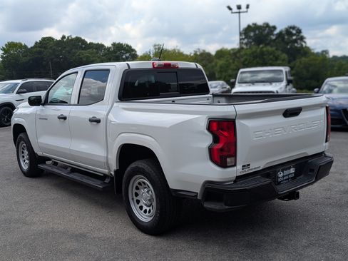 Used 2024 Chevrolet Colorado W/T w/ WT Convenience Package RWD image 7