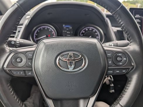 Used 2023 Toyota Camry SE FWD image 23