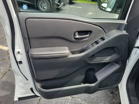 New 2026 Nissan Frontier S AWD/4WD image 11
