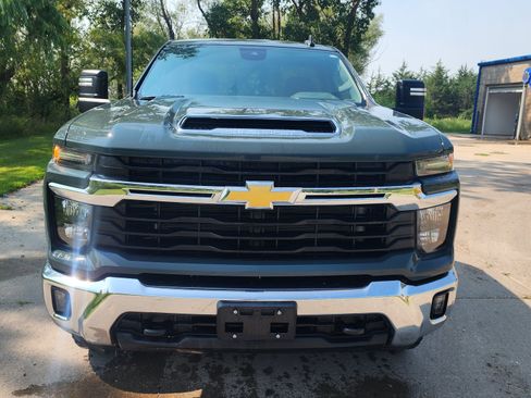 Certified 2025 Chevrolet Silverado 3500 LT w/ Convenience Package AWD/4WD image 2