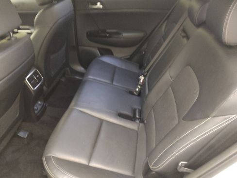 Used 2018 Kia Sportage SX image 18