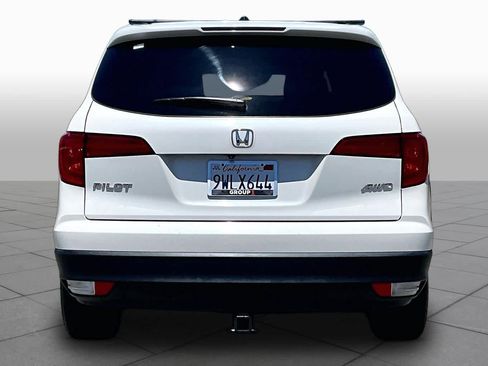 Used 2017 Honda Pilot EX-L image 4