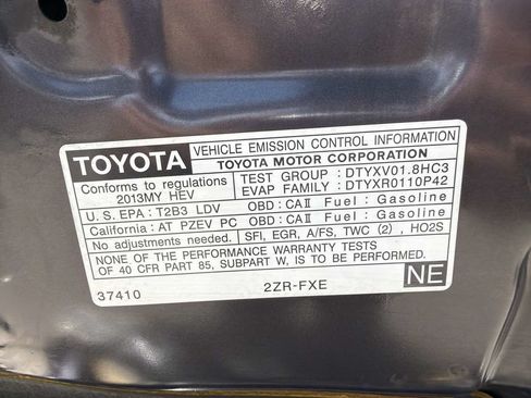 Used 2013 Toyota Prius Three FWD image 35