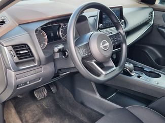 Used 2023 Nissan Rogue S video 2