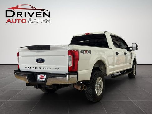 Used 2019 Ford F250 XLT AWD/4WD image 6