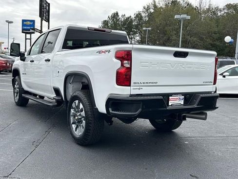 New 2026 Chevrolet Silverado 2500 Custom w/ Custom Value Package image 9