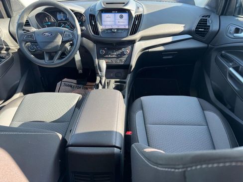 Used 2018 Ford Escape SE w/ SE Sync 3 Package FWD image 11