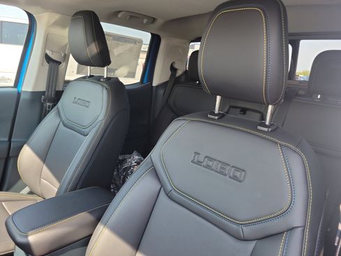 New 2025 Ford Maverick Lobo image 19