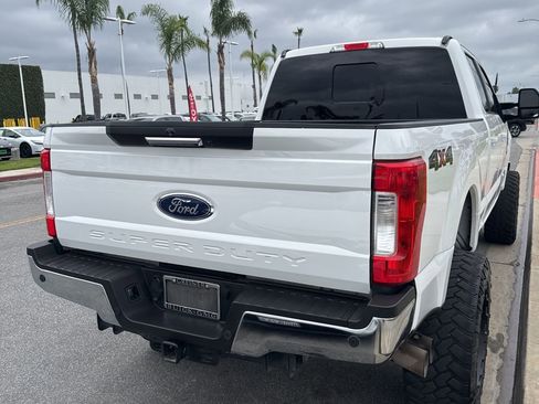 Used 2019 Ford F250 Lariat w/ Lariat Value Package image 5