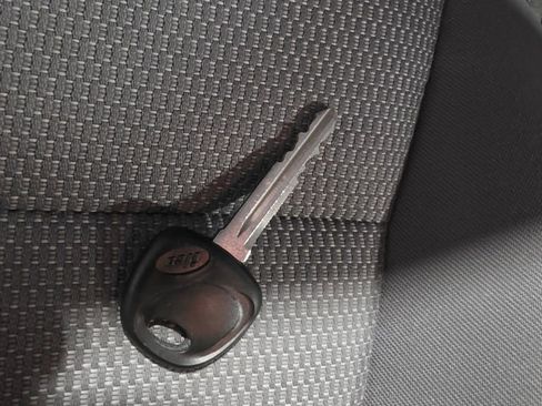 Used 2017 Kia Forte LX image 9