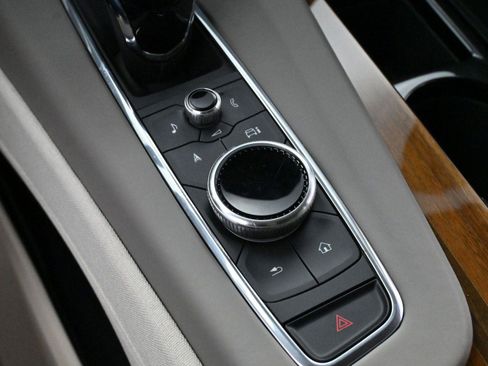 Certified 2024 Cadillac Escalade Sport Platinum w/ LPO, Floor Liner Package image 29