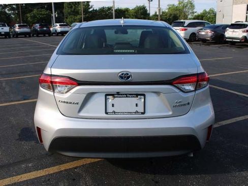 Certified 2023 Toyota Corolla LE AWD/4WD image 6