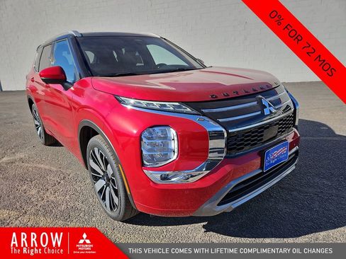 New 2026 Mitsubishi Outlander SEL image 2