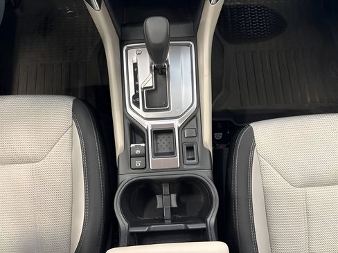 Certified 2023 Subaru Forester AWD/4WD image 17