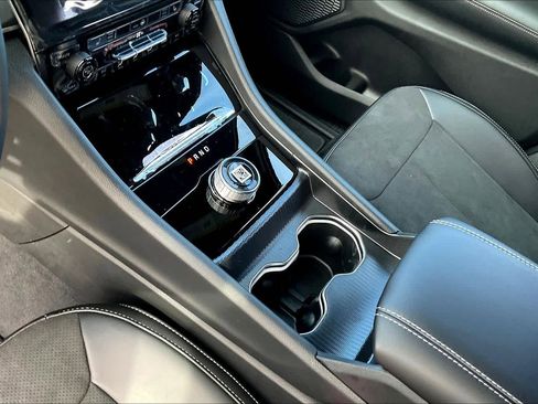 New 2025 Jeep Grand Cherokee L Altitude image 7