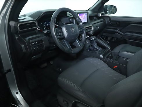 Used 2024 Toyota Tacoma SR image 17