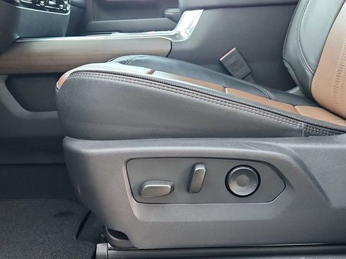 Certified 2024 Chevrolet Silverado 3500 High Country w/ High Country Premium Package image 23