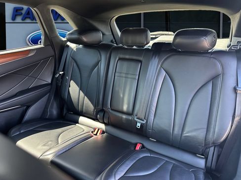 Used 2017 Lincoln MKC Reserve AWD/4WD image 12