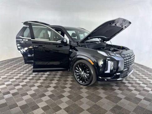 Used 2025 Hyundai Palisade Calligraphy AWD/4WD image 16