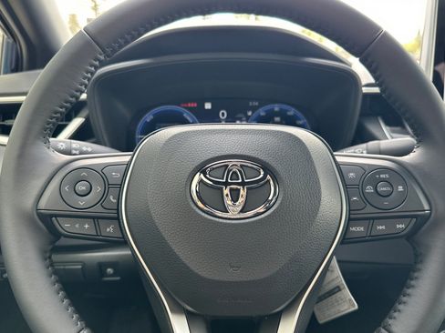 Certified 2026 Toyota Corolla SE w/ SE Premium Package image 22