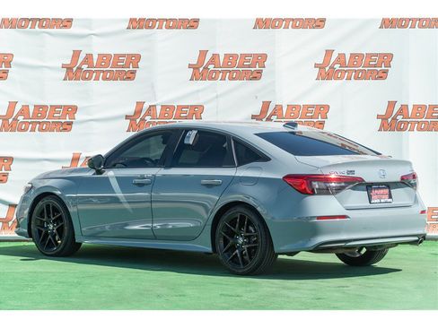 Used 2024 Honda Civic Sport image 6