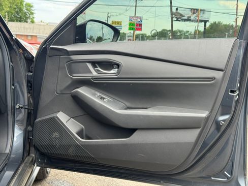 Used 2025 Honda Accord SE image 35