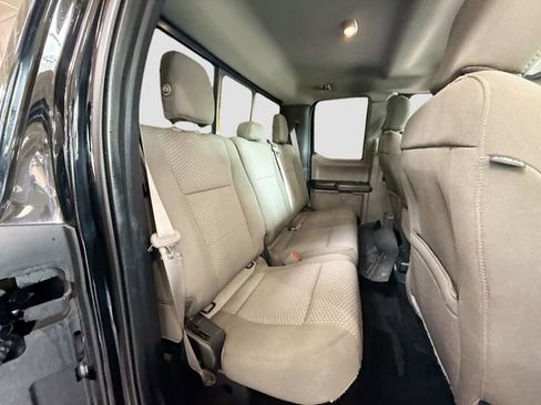 Used 2018 Ford F150 XLT w/ Equipment Group 302A Luxury image 27