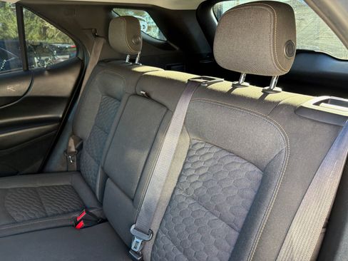 Used 2019 Chevrolet Equinox LT AWD/4WD image 17