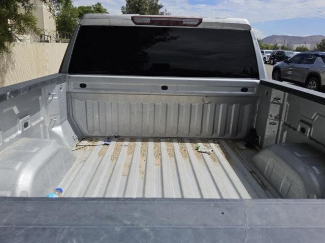Used 2022 Chevrolet Silverado 1500 Custom RWD image 3