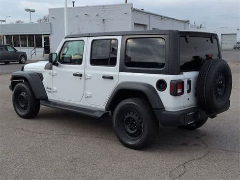 Used 2018 Jeep Wrangler Unlimited Sport S image 12