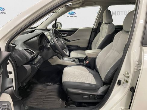 Used 2021 Subaru Forester Premium image 9