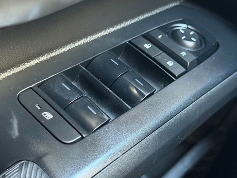 Certified 2024 Toyota Tacoma TRD Sport image 27