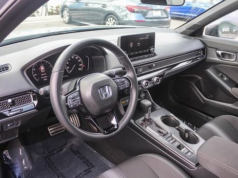 Used 2025 Honda Civic Sport image 23