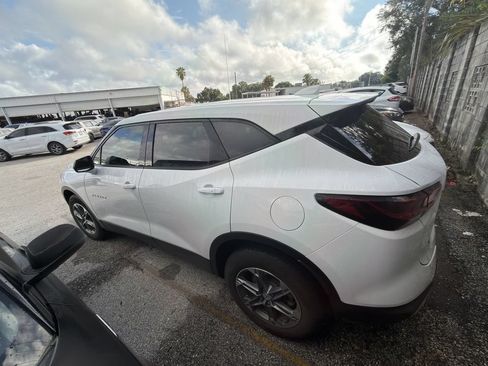 Used 2024 Chevrolet Blazer LT FWD image 6