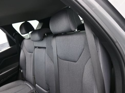 Used 2021 Hyundai Santa Fe SE FWD image 27