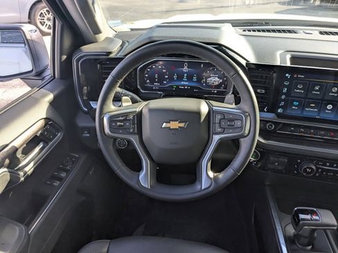 Used 2025 Chevrolet Silverado 1500 LTZ w/ Technology Package image 17