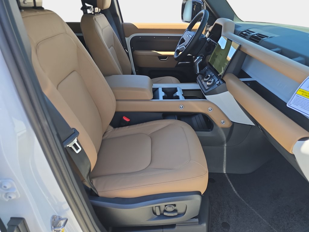 New 2026 Land Rover Defender 110 X-Dynamic SE AWD/4WD image 10