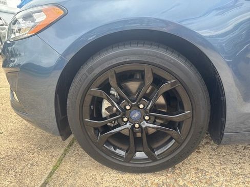 Used 2019 Ford Fusion SE w/ Equipment Group 151A image 30