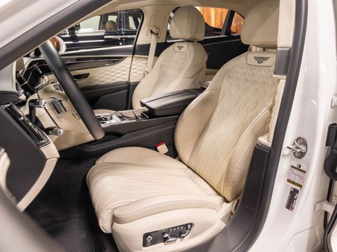 Used 2021 Bentley Flying Spur W12 AWD/4WD image 6