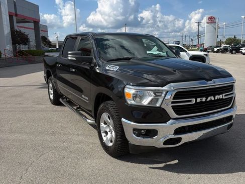Used 2019 RAM 1500 Big Horn AWD/4WD image 2