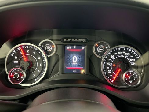 New 2026 RAM 1500 4x4 Crew Cab image 12