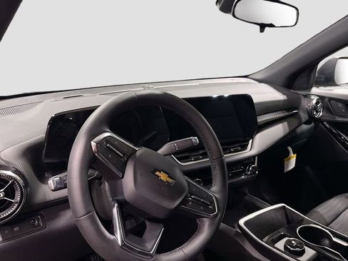 New 2026 Chevrolet Equinox LT FWD image 12