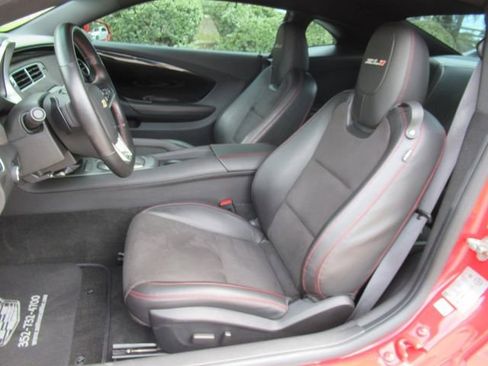 Used 2013 Chevrolet Camaro ZL1 RWD image 17