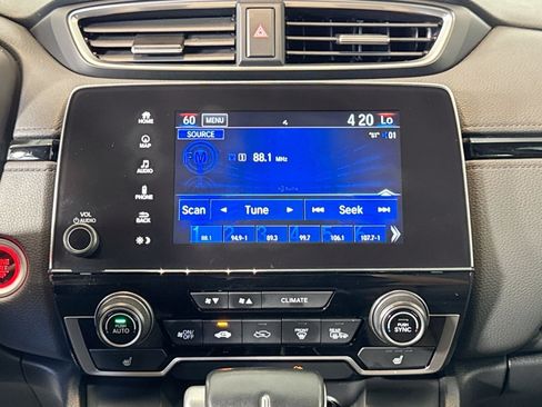 Used 2018 Honda CR-V Touring image 15
