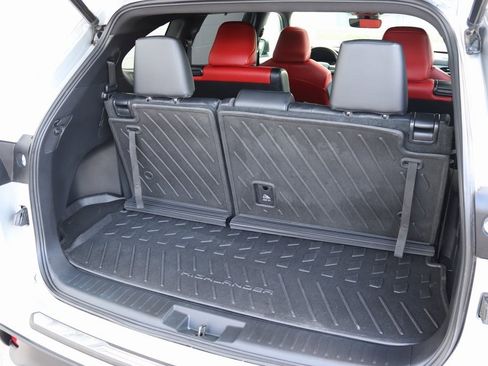 Used 2022 Toyota Highlander XSE image 23