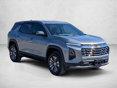 New 2026 Chevrolet Equinox LT w/ Safety and Technology Package AWD/4WD image 6