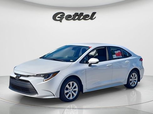 New 2026 Toyota Corolla LE FWD image 1